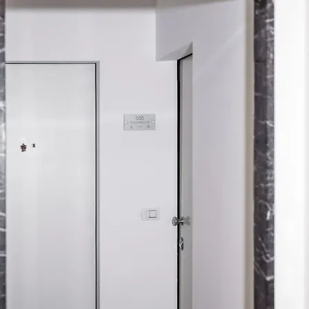 Gocciadoro 26 Nuovo, Climatizzato, Zona Ospedale, Posto Auto Appartement Trente