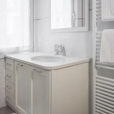 Appartement Gocciadoro 26 Nuovo, Climatizzato, Zona Ospedale, Posto Auto Trente